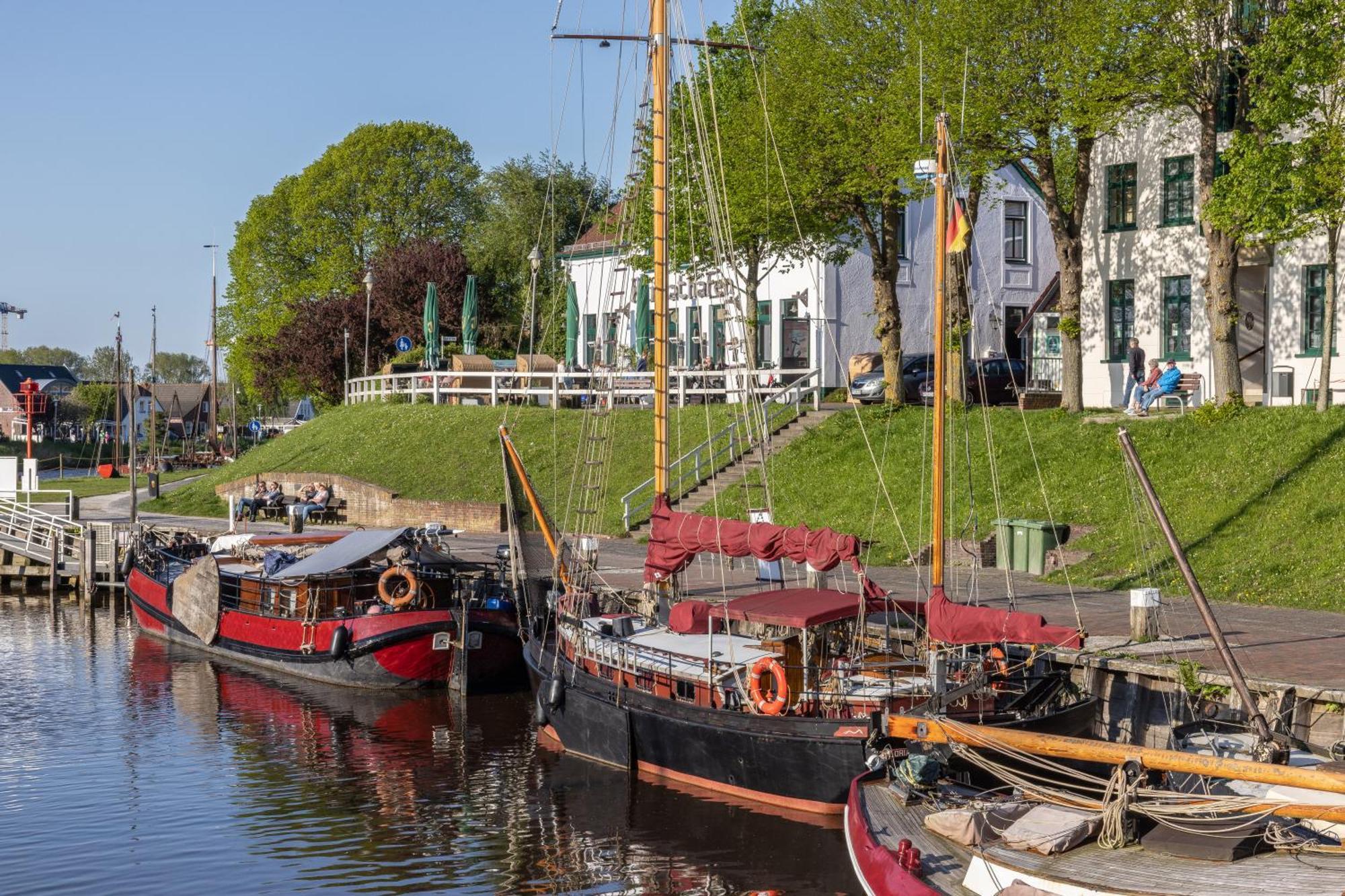 Hotel Duenenlaeufer Carolinensiel Bagian luar foto